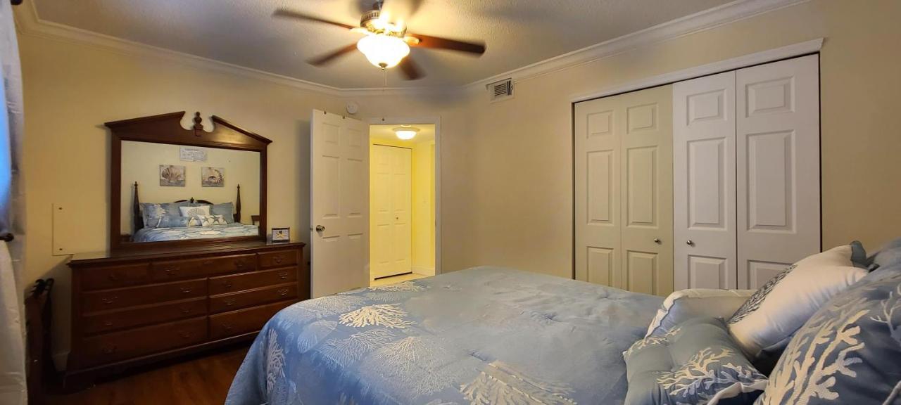 Beach Vacation Get-Away Apartamento St. Pete Beach Exterior foto