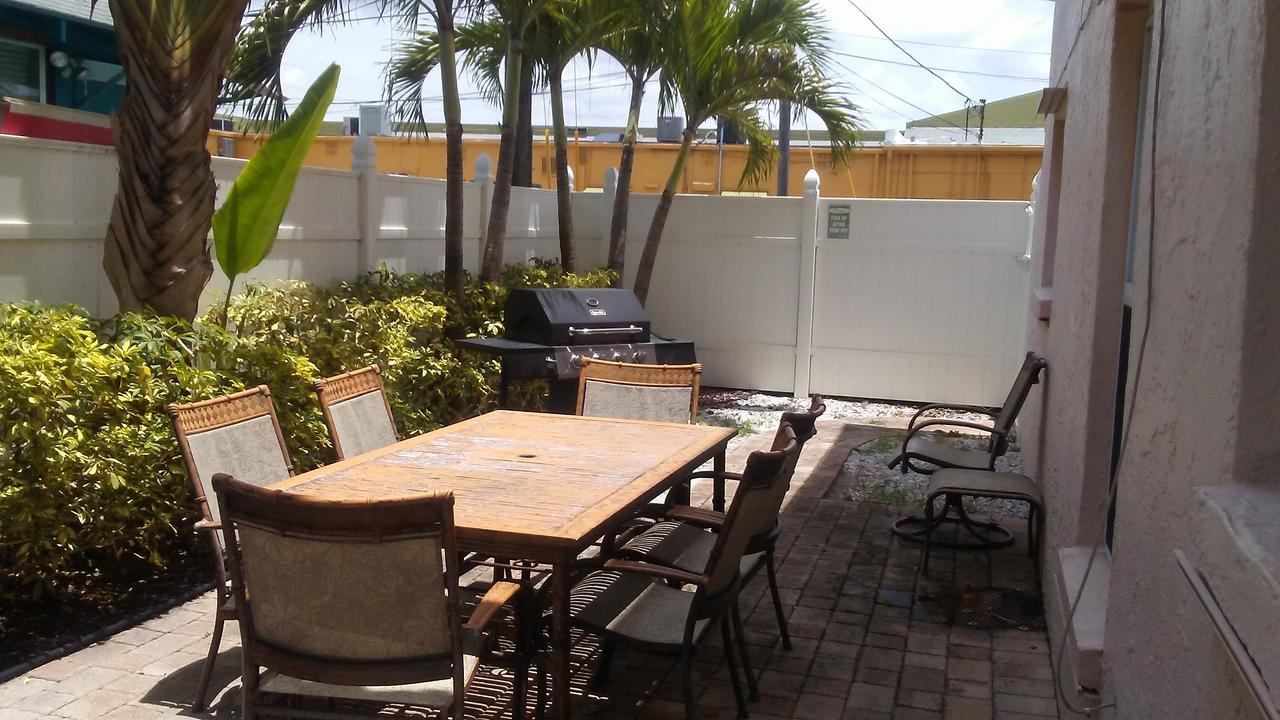 Beach Vacation Get-Away Apartamento St. Pete Beach Exterior foto